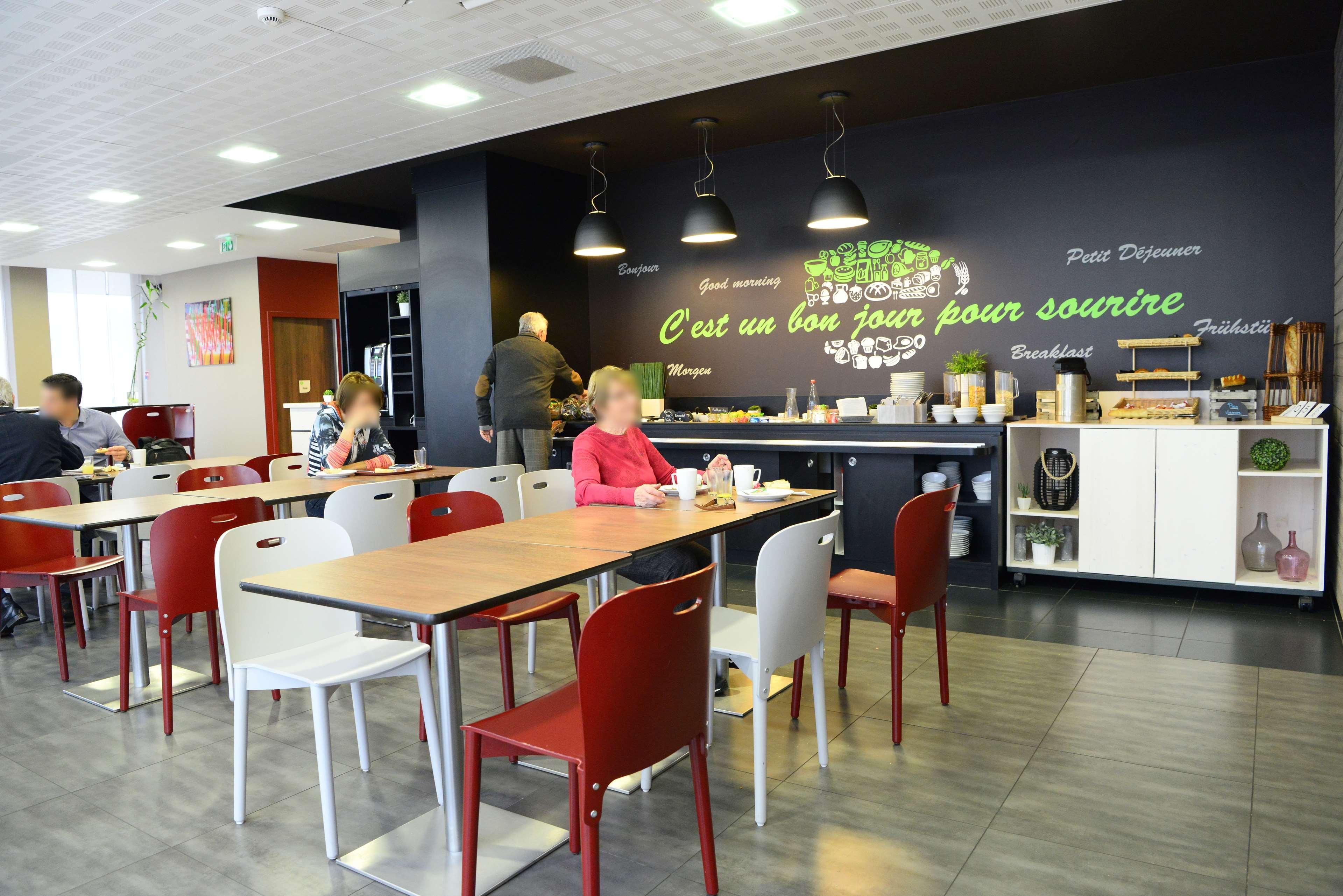 Campanile Belfort Montbeliard - Gare La Jonxion. Meroux Екстериор снимка