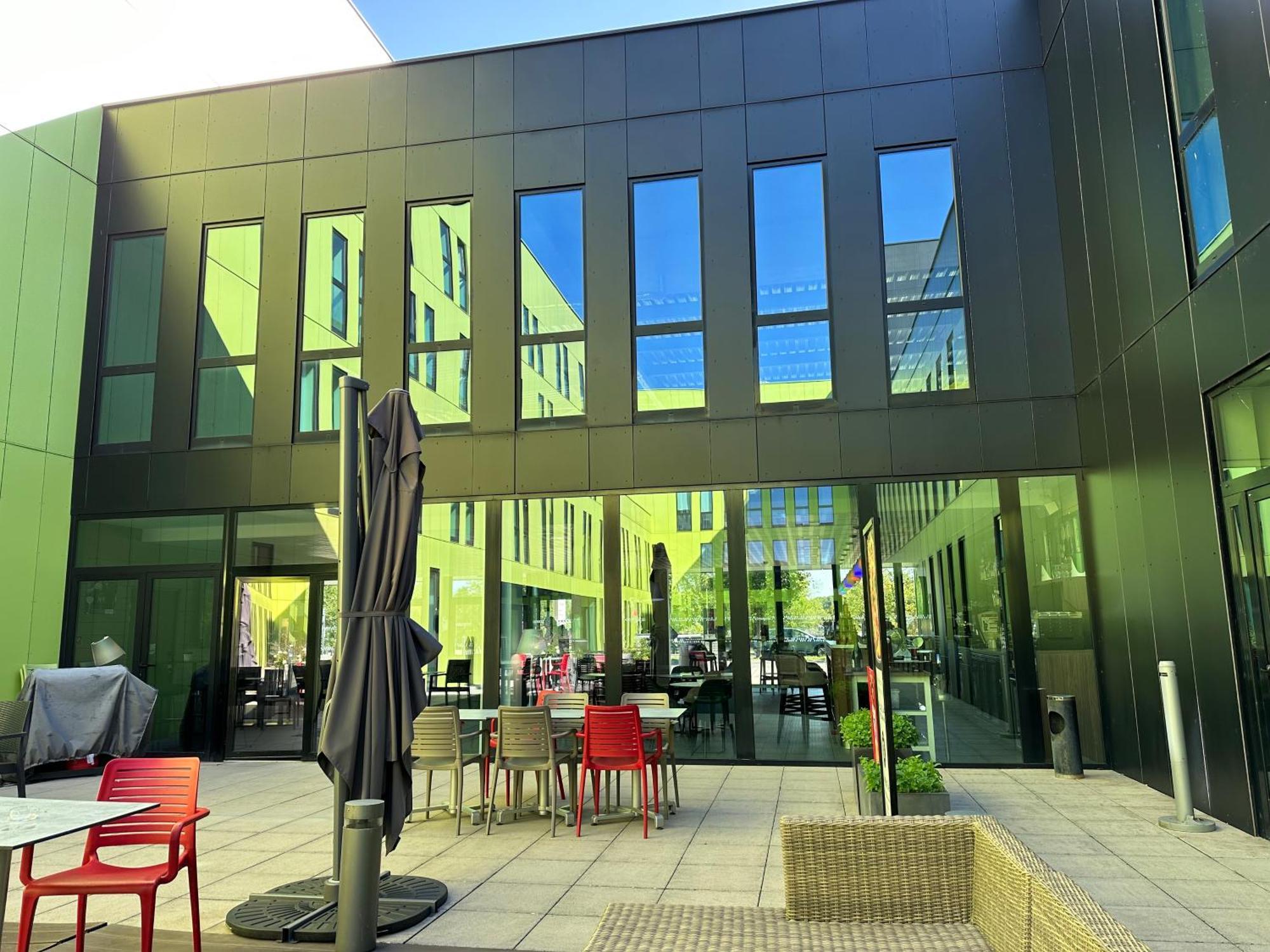 Campanile Belfort Montbeliard - Gare La Jonxion. Meroux Екстериор снимка