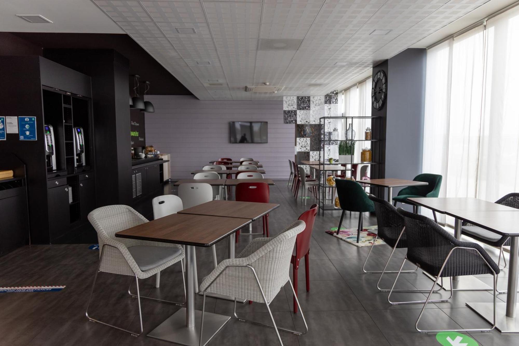 Campanile Belfort Montbeliard - Gare La Jonxion. Meroux Екстериор снимка
